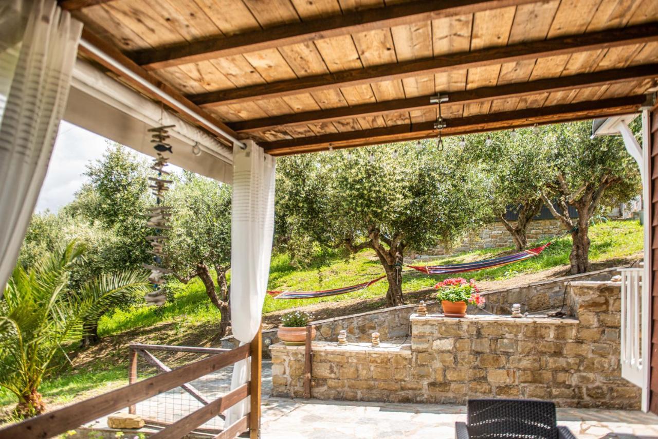 Hakuna Matata Holidays Wooden With Airco & Pool In Greek Olive Grove Methoni (Messenia)