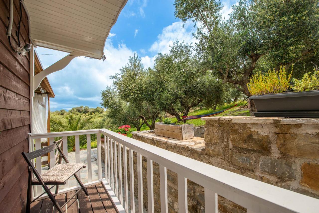 Hakuna Matata Holidays Wooden With Airco & Pool In Greek Olive Grove Lodge *